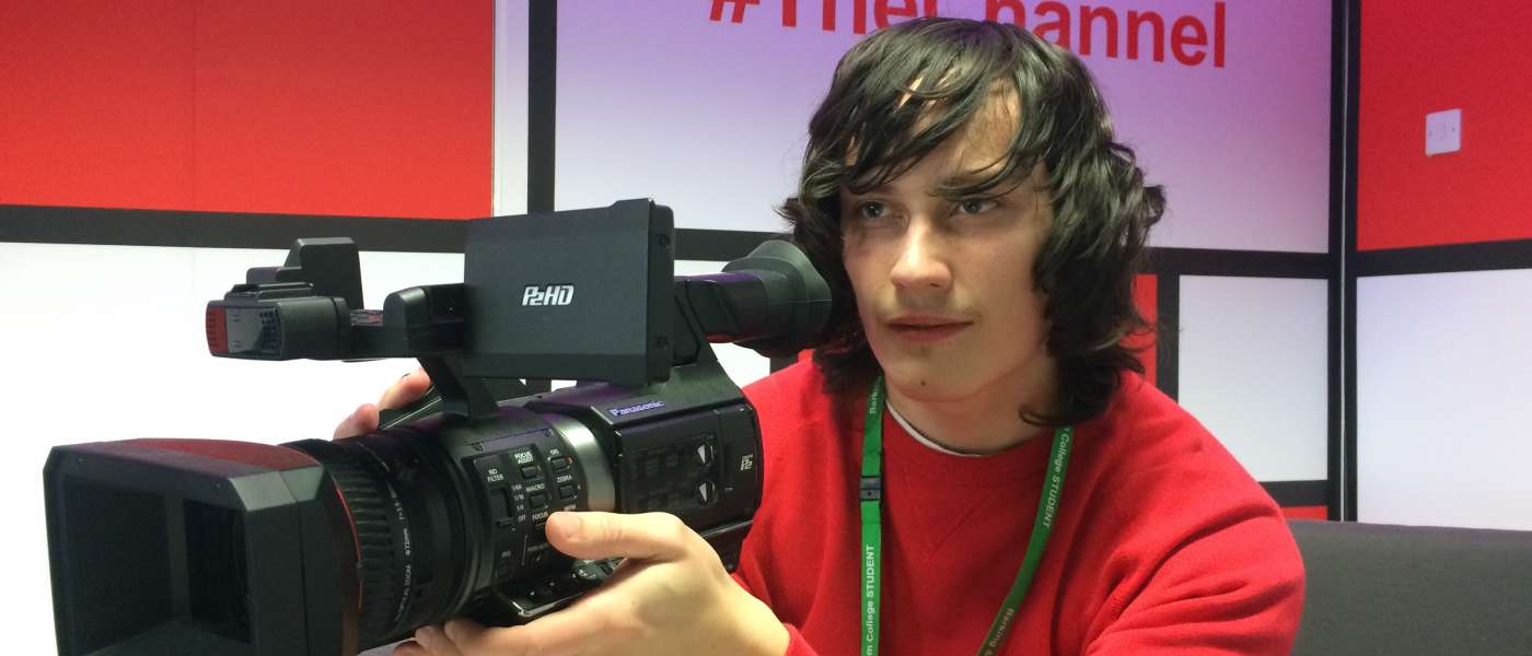 Barking dagenham college film tv and special effects student max johnson age 16 from dagenham in the tv studio within the college s 1000 square metre icreate training hub