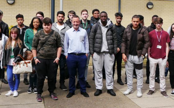 Steve davies chief executive of the advertising producers association apa with barking dagenham college students