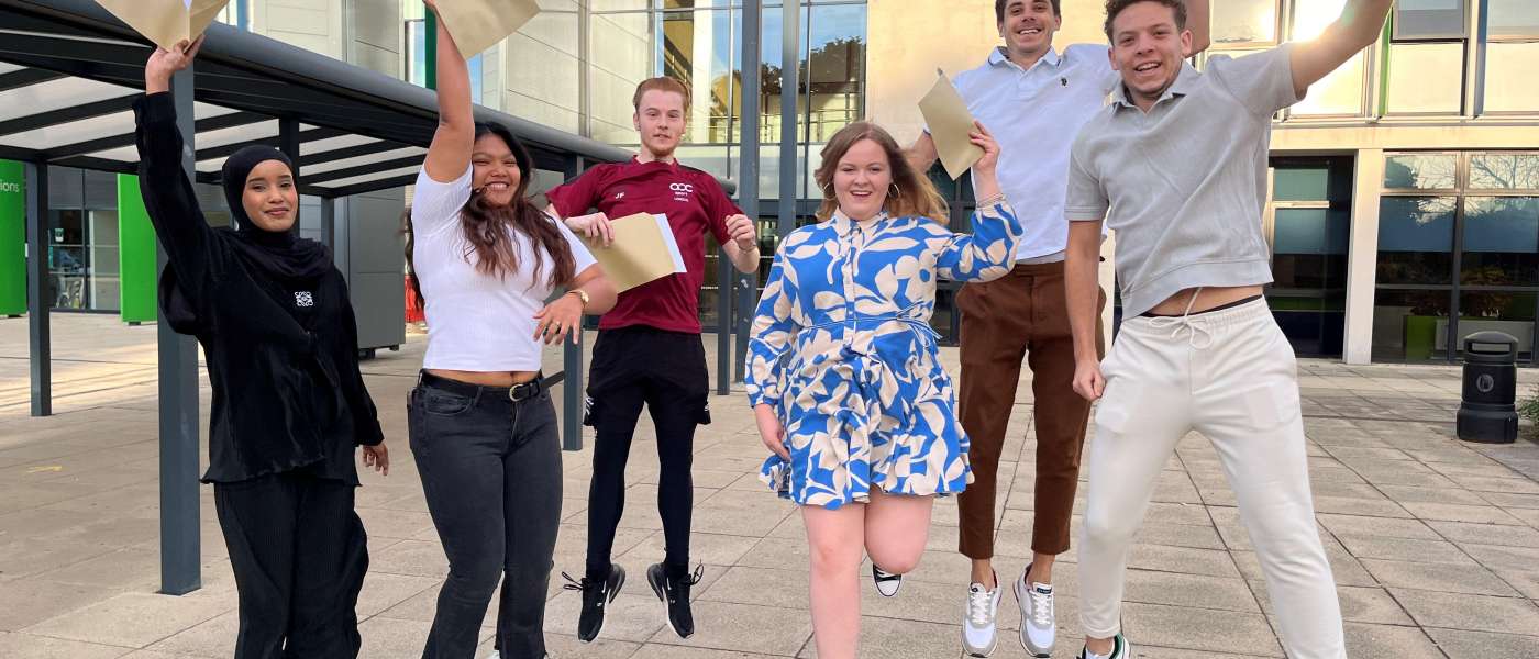 Students celebrate BTEC and T level results at Barking Dagenham College 15th Aug 2024 f OR FE NEWS