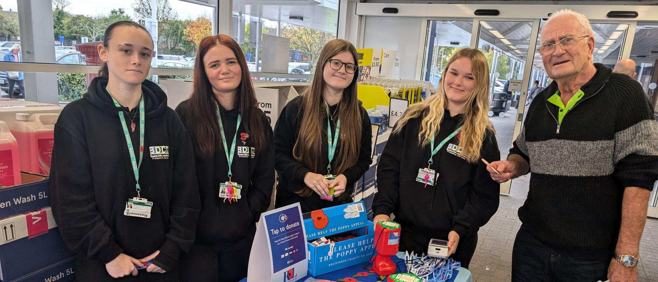 Lv3yr1s Rainham Tesco Poppy Appeal