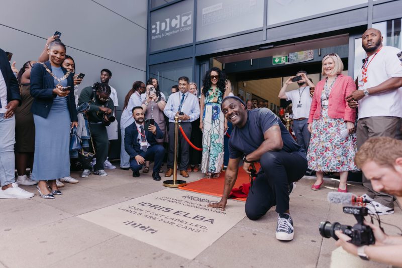 MOB Ox Idris Elba128
