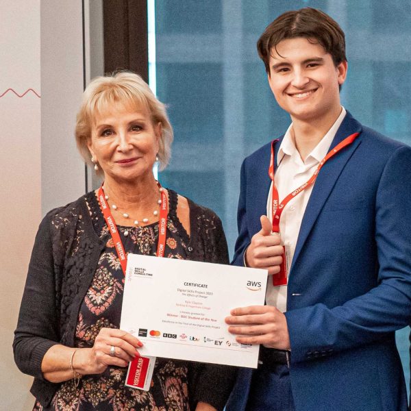 Kyle Clayton project manager of a team called Stumbr receiving his Student of the Year award from Julia Von Klonowski Digital Skills Consulting